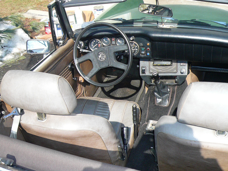 Illustration for article titled Car for a loving owner! 1979 MG midget